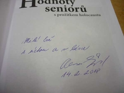 Alena Siegelová - Hodnoty seniorů s prožitkem holocaustu (2005) PODPIS AUTORKY !!!