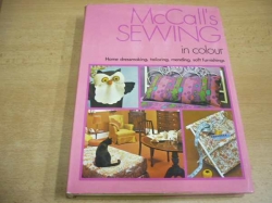 McCalľs Sewing in Colour (1975) anglicky